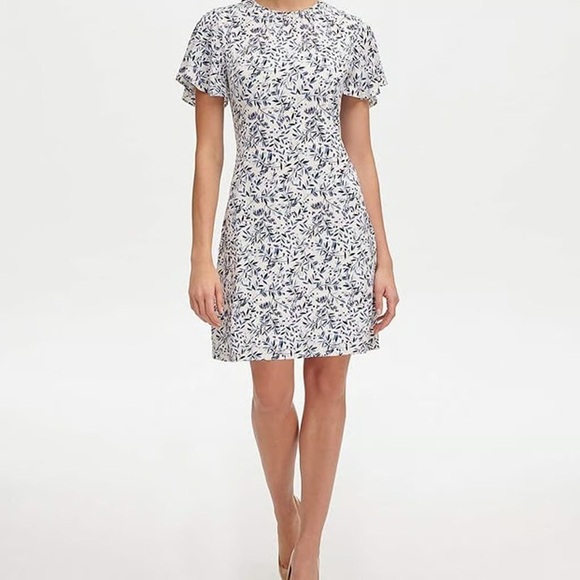 Silver Embroidered Short Sleeve Boat Neck Sheath Cocktail Dress - Picture 1 of 2